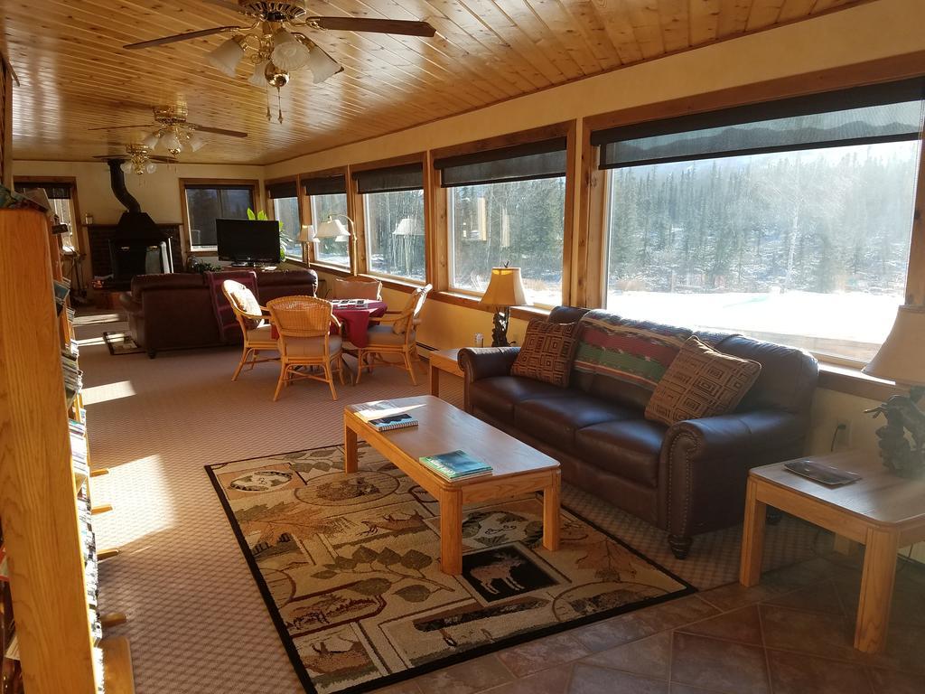 Denali Touch Of Wilderness B&B Хили Экстерьер фото