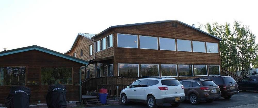 Denali Touch Of Wilderness B&B Хили Экстерьер фото