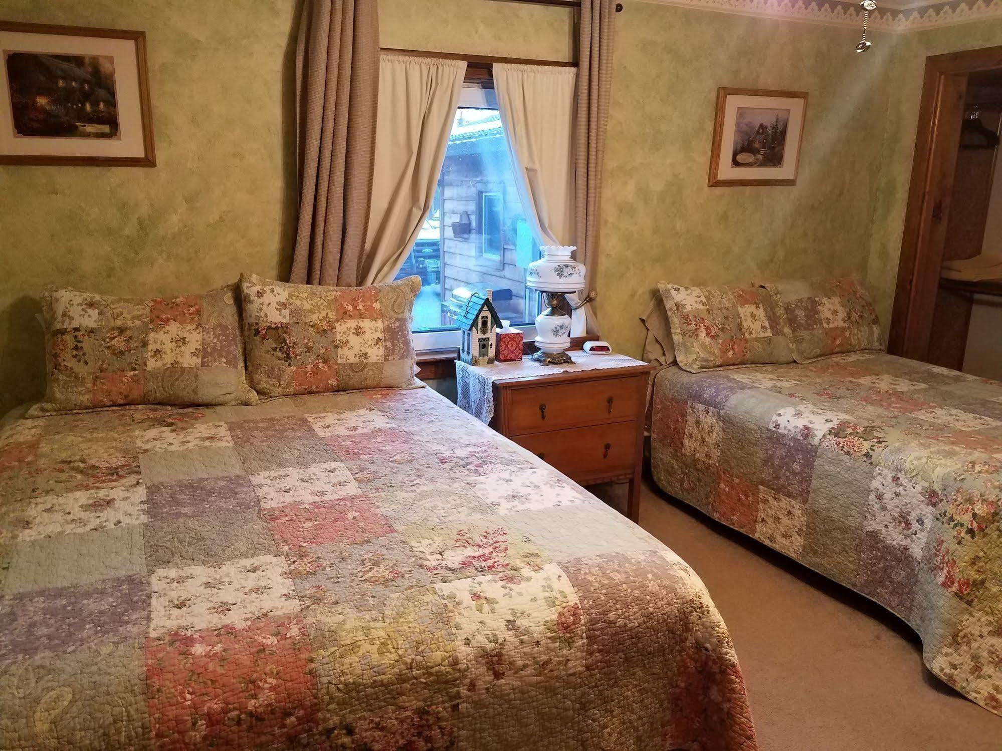 Denali Touch Of Wilderness B&B Хили Экстерьер фото